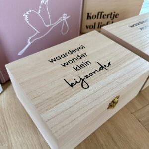 Houten bewaarkistje